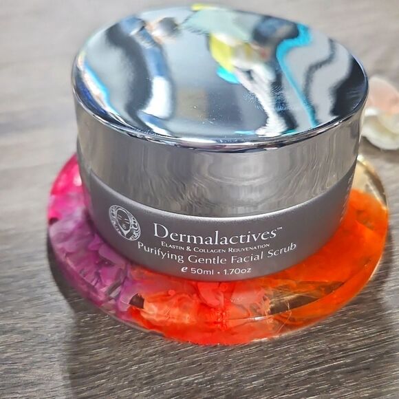 DERMALACTIVES Purifying Gentle Facial Scrub 50ml 1.7oz New Sealed Msrp $140 - Picture 1 of 8